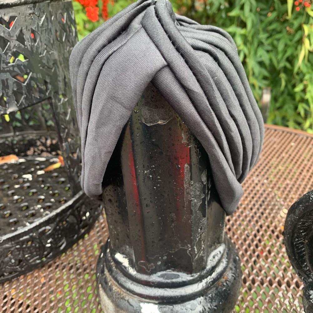 Cloche hat in black with a raw edged fabric flower pin by kreativekristen - Picture 2 of 8